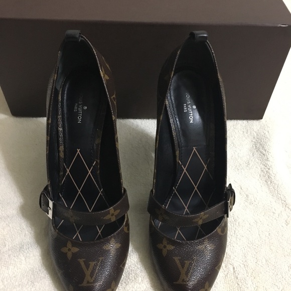 Louis Vuitton Star Power Shoes - Picture 2 of 7